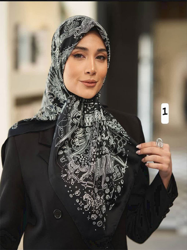 روسری ابریشم توییل کد ۱۰۳۲
