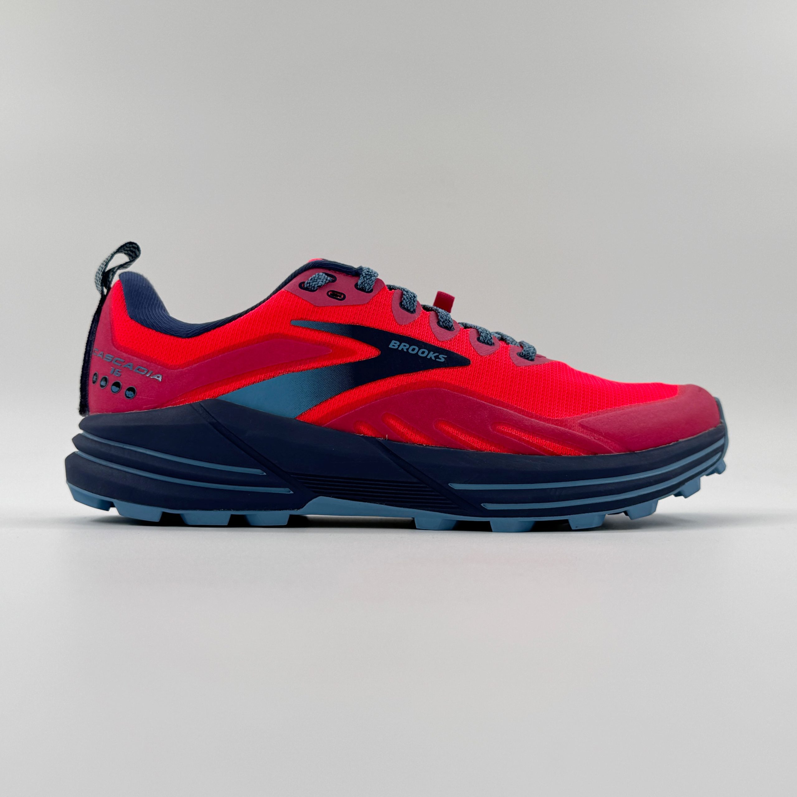 بروکس کاسکادیا BROOKS CASCADIA 16 مدل 1203631B647