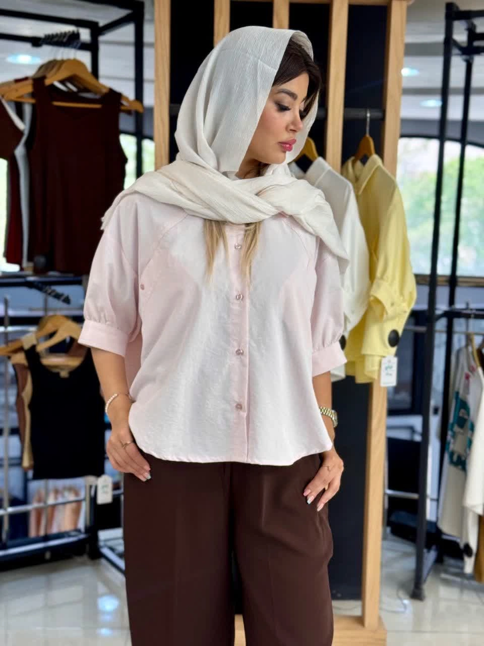 شومیز گانیا