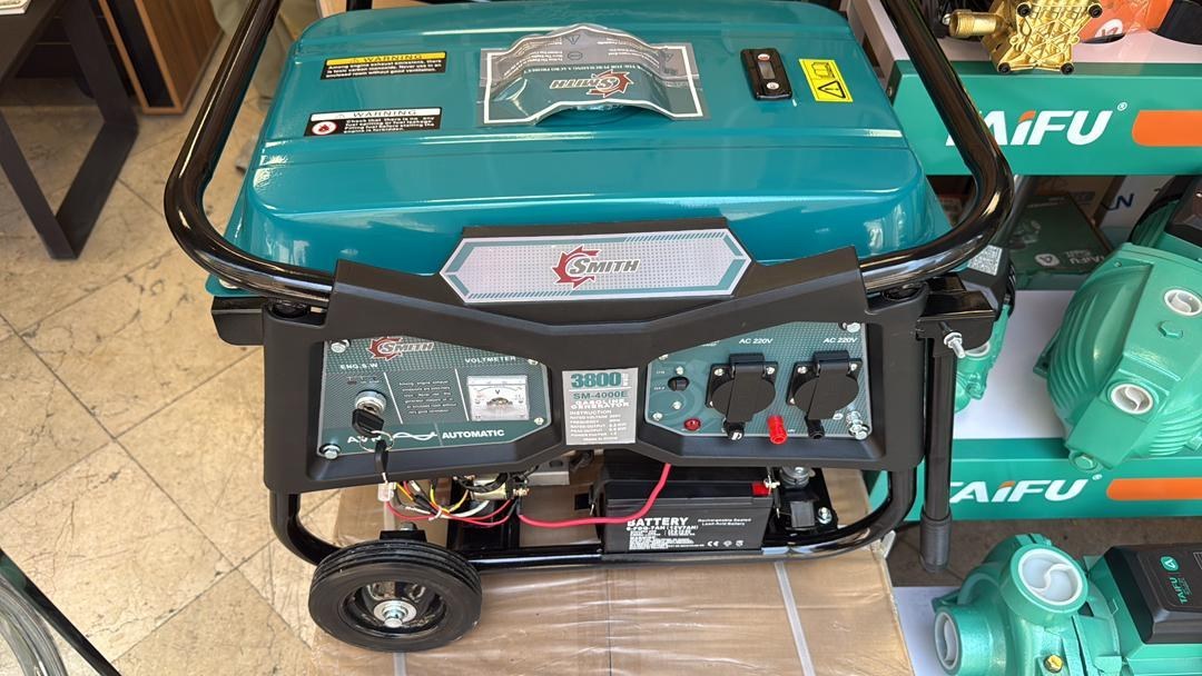 موتور برق 3.8 کیلووات بنزینی تکفاز استارتی اسمیت مدل SM4000E