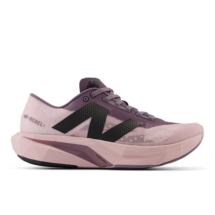 کتونی نیو بالانس New Balance FuelCell Rebel V۴ اورجینال