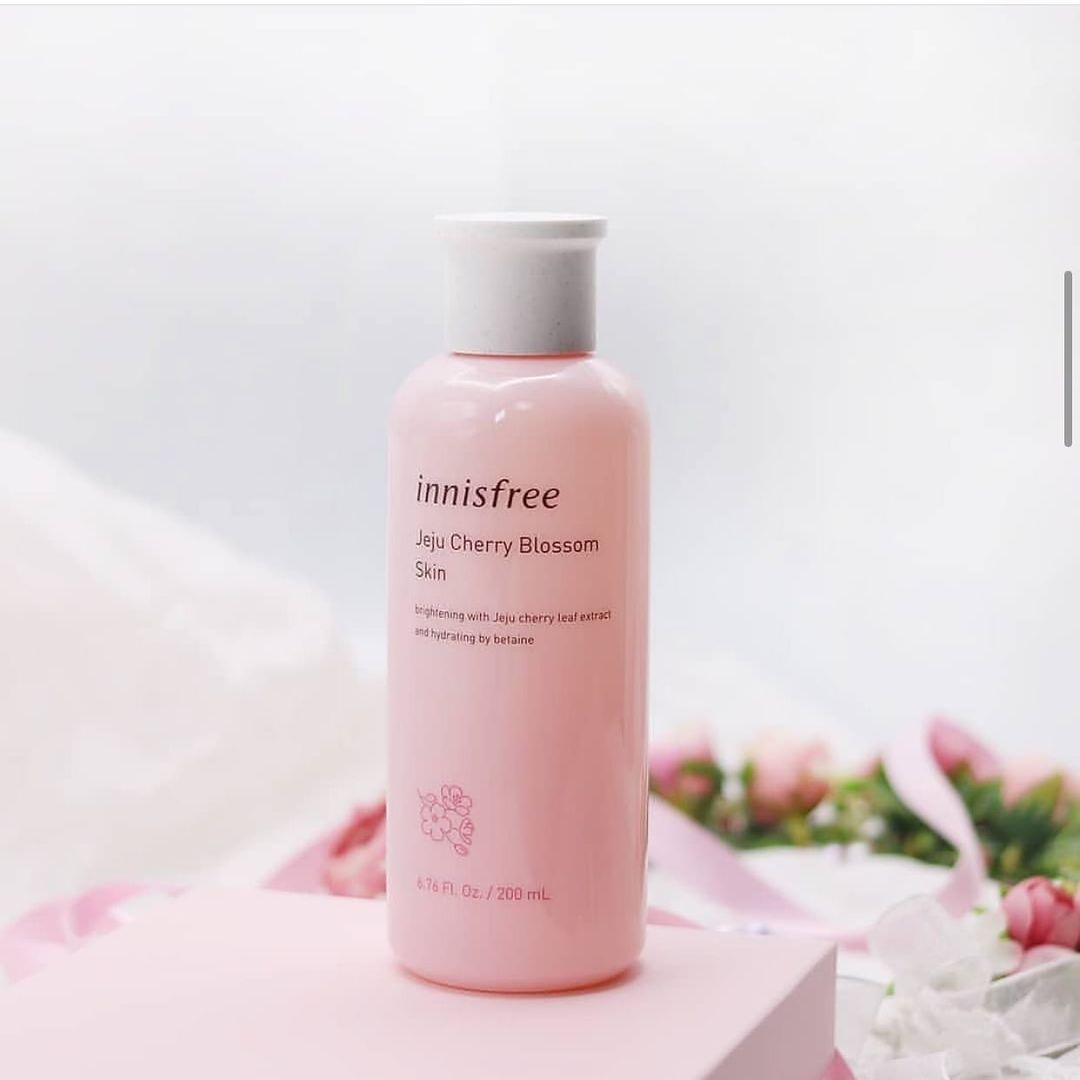 تونر شکوفه گیلاس اینیسفری <br>Innisfree Cherry Blossom Skin