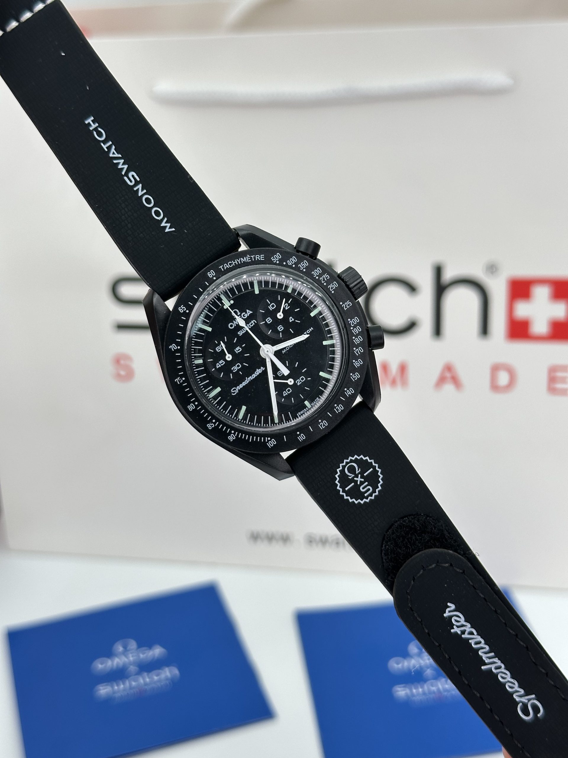 ساعت مچی امگا سواچ مدل اسنوپی(فاز ماه)OMEGA SWATCH MISSION TO THE MOONPHASE-NEW MOO 2026
