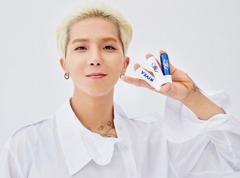 بالم لب لیمیتد ادیشن نیوا<br>NEVIA Lip Care MINO Edition
