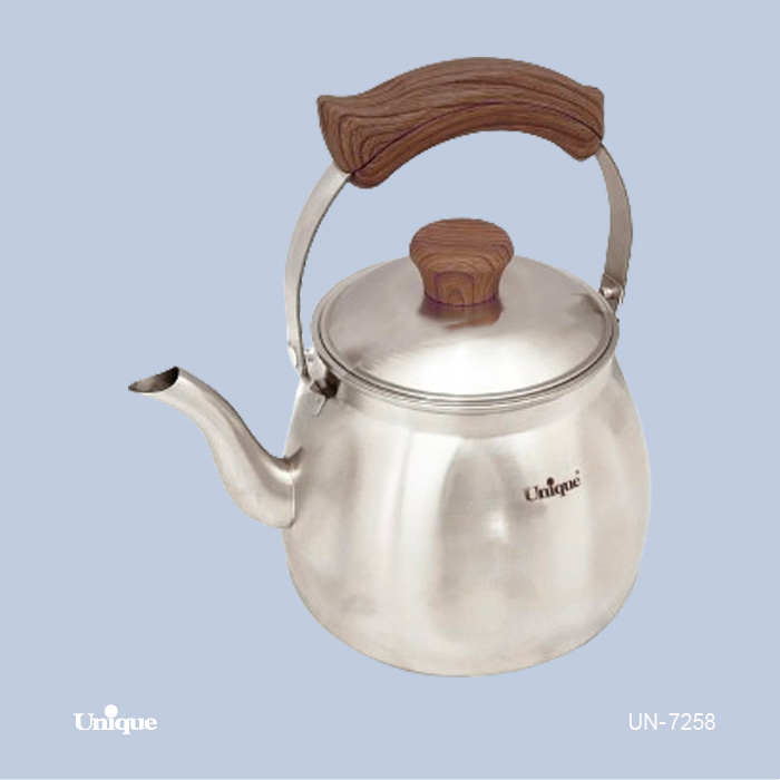 کتری 3/5 لیتر لوله دار یونیک کد UN-7258 - چوبی