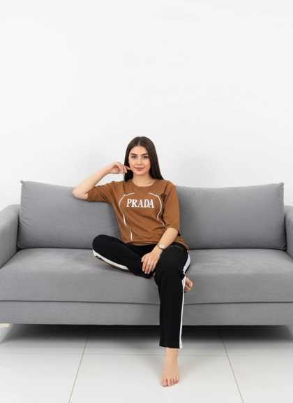 ست تیشرت شلوار لش prada