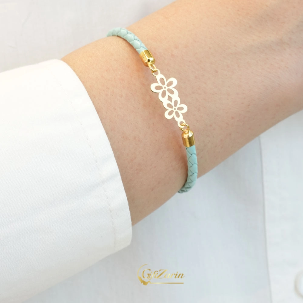 دستبند چرم و طلا گل B272