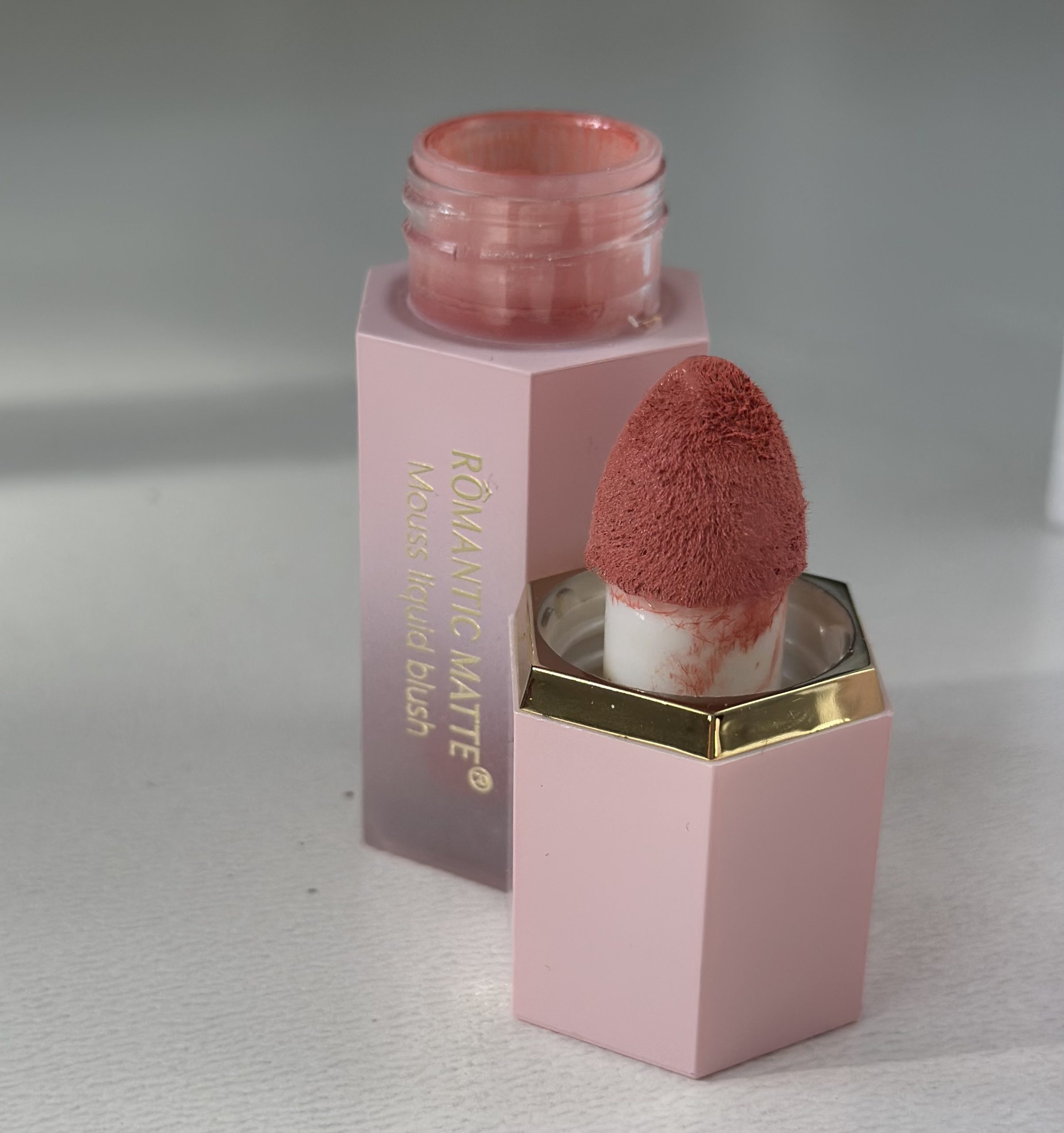رژگونه رمانتیک
