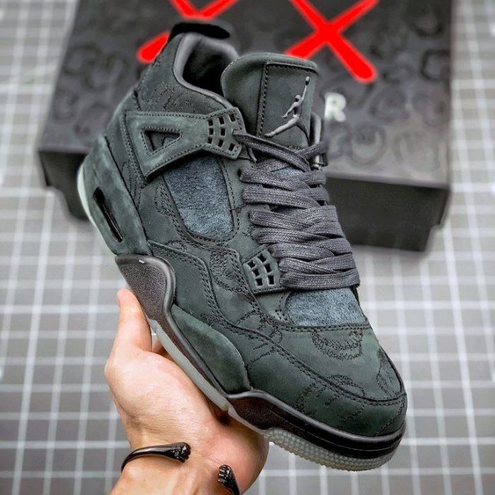 کفش جردن رترو کاز 4 مشکی Jordan 4 Retro Kaws