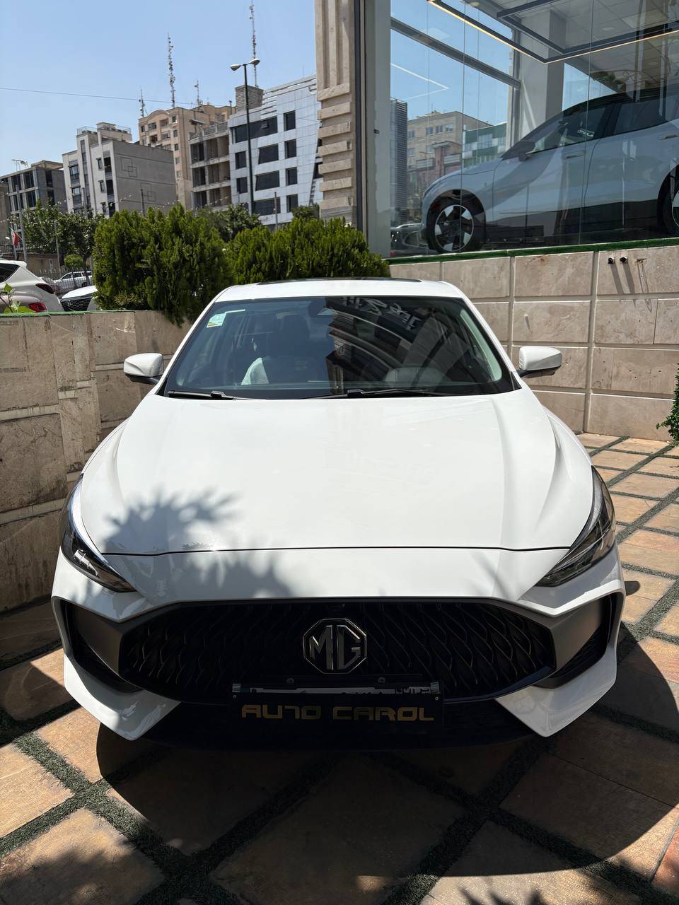 MG GT 2024 سفید
