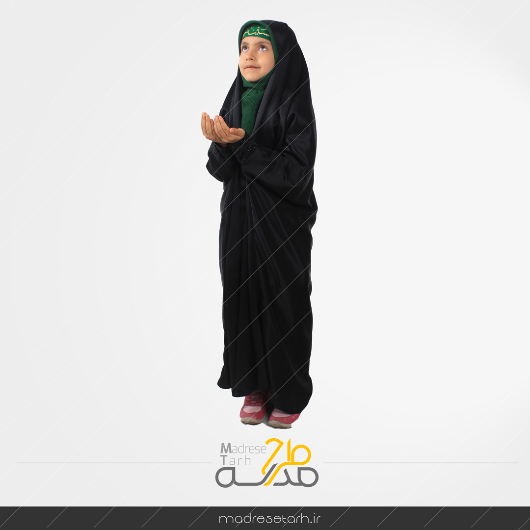 دختر دست به دعا