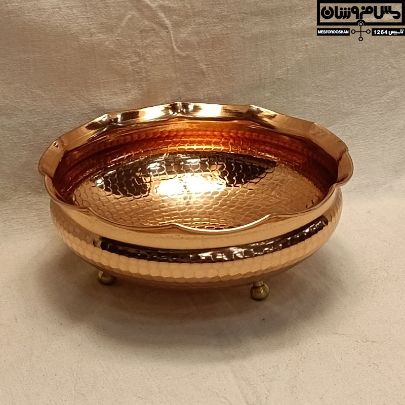 میوه خوری مسی ۳ پایه چکشی مدل هنری
