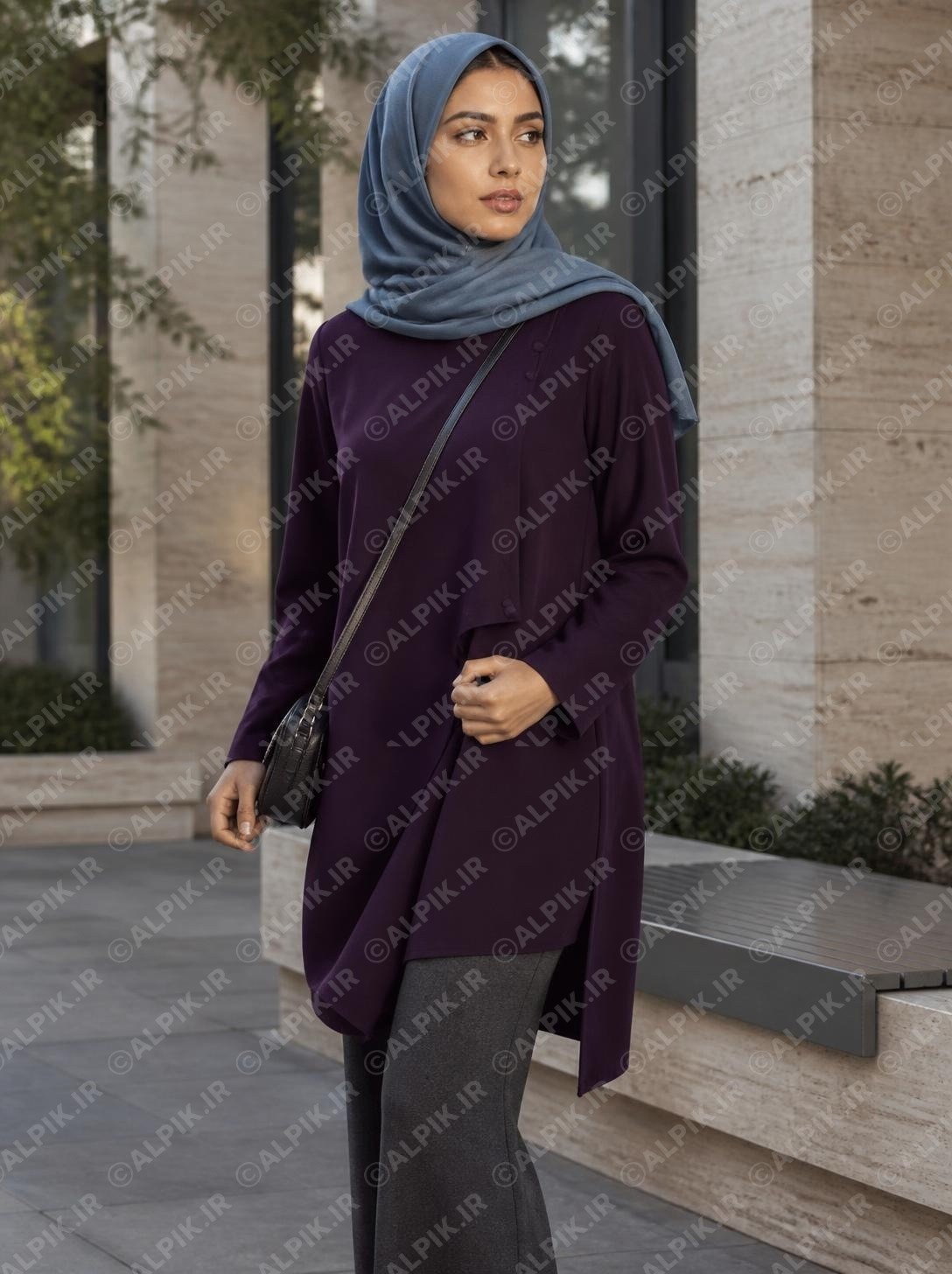عکس تونیک و مانتو بنفش زنانه با استایل پوشیده و شیک