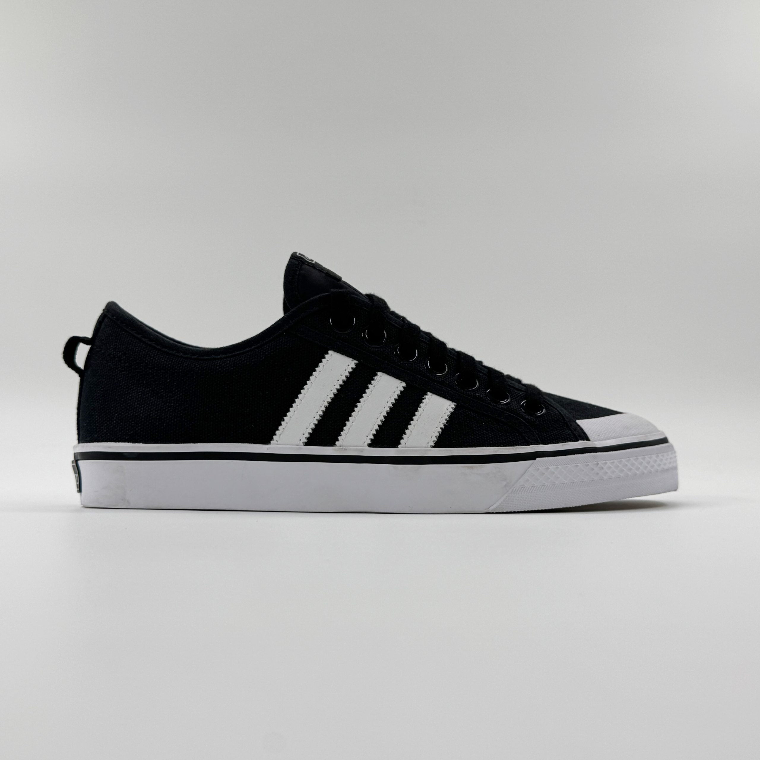 آدیداس نیزا ADIDAS NIZZA مدل CQ2332