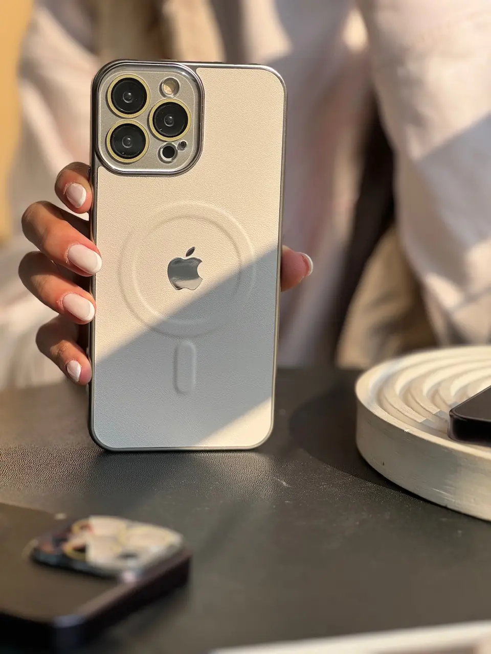 قاب Falcon Magsafe (کدC1611)