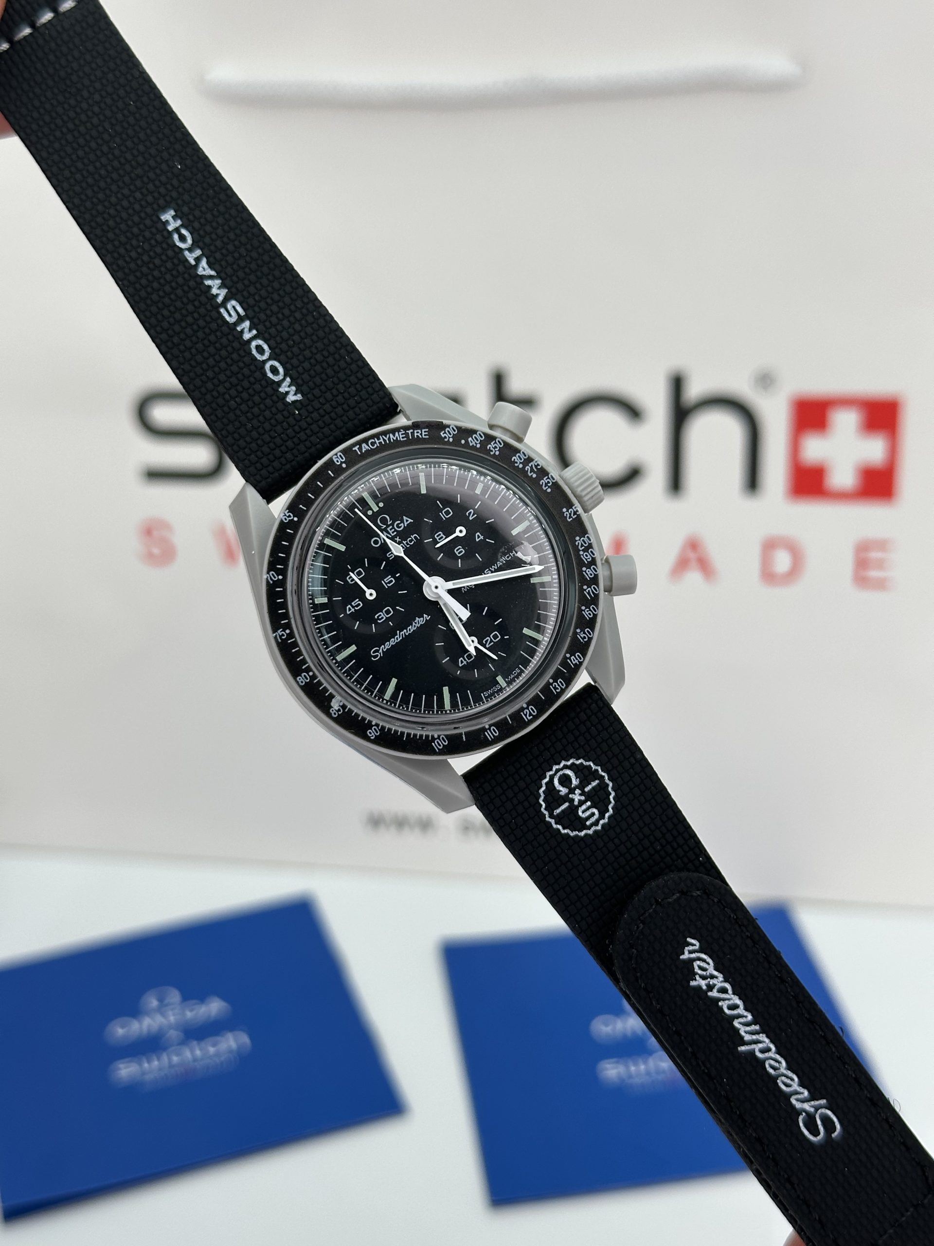 ساعت مچی امگا سواچ مدل ماموریت به سوی ماه Omega Swatch Mission To The Moon 2026 (کپی)