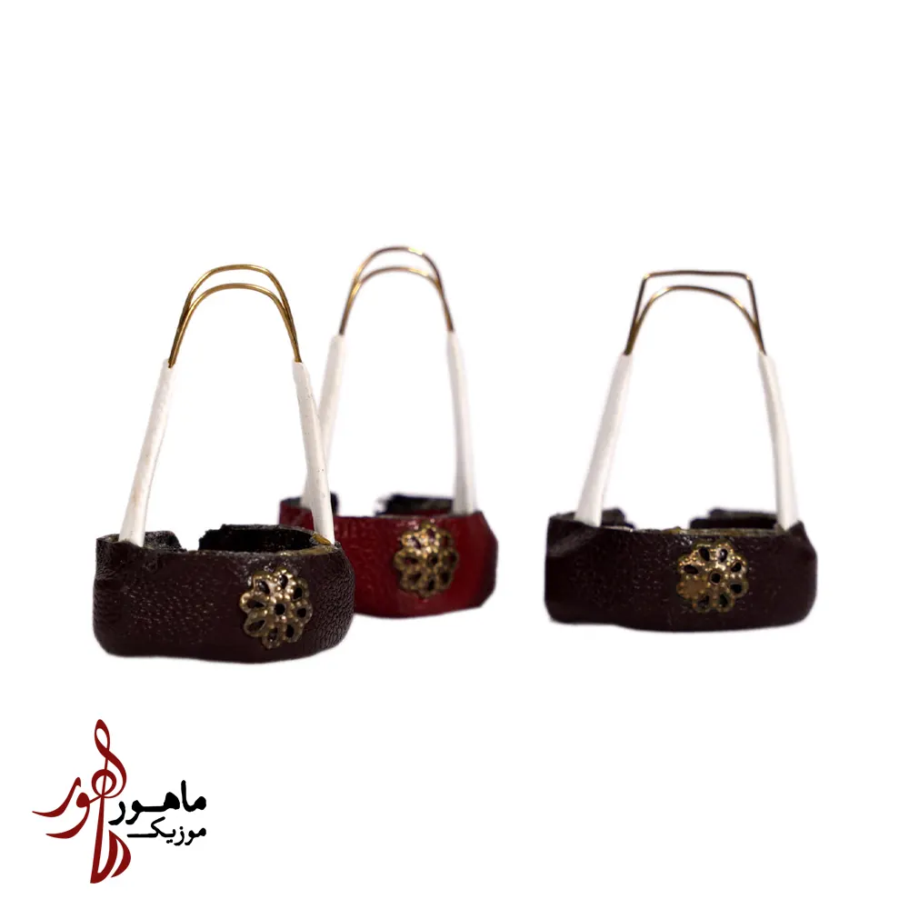 مضراب سه تار فلزی چرمی