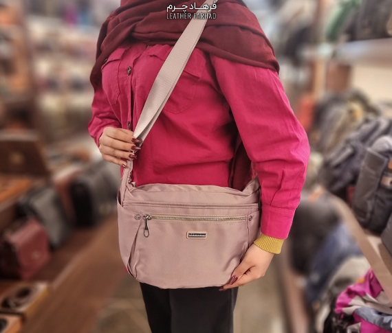 کیف دوشی برزنتی اصل زنانه فوور 05-2899