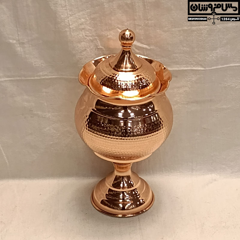 قندان مسی چکشی گرد تک پایه خمره ای در دار مدل صبا