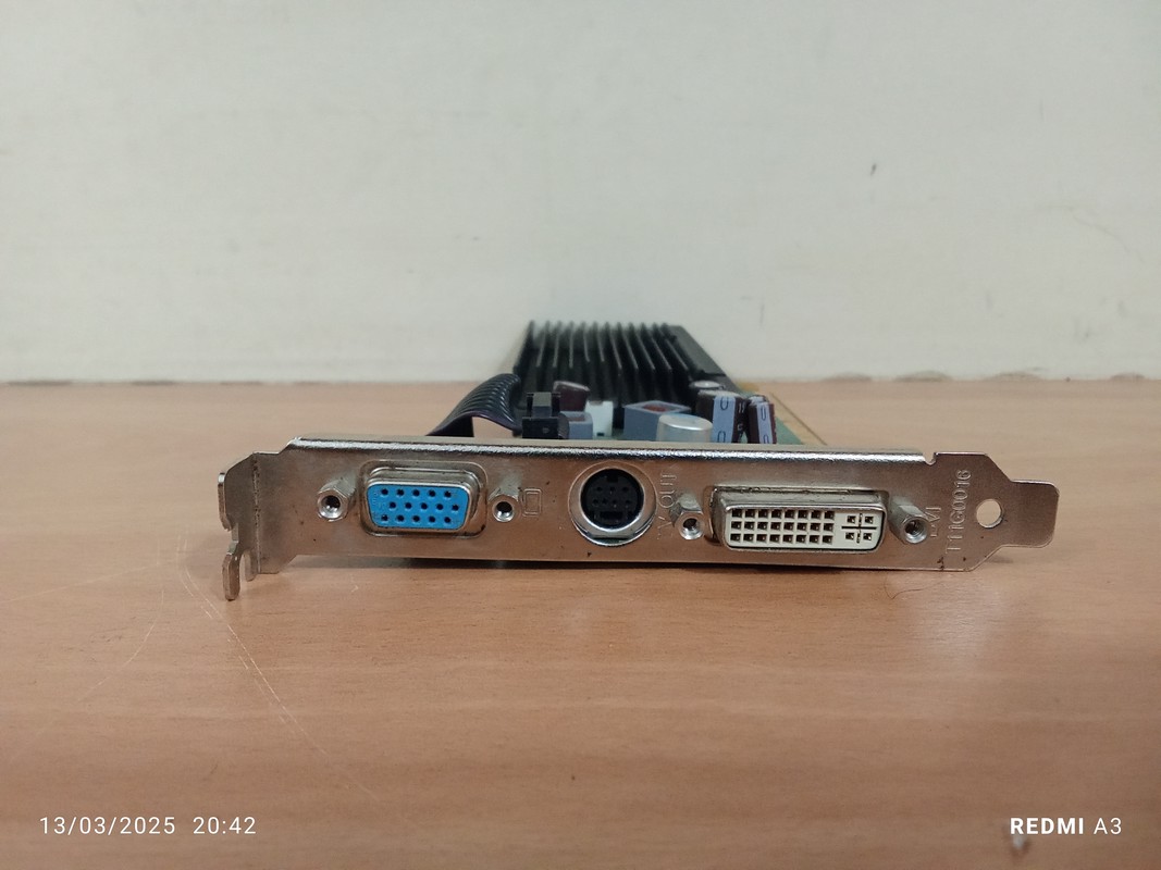 کارت گرافیک 256 مگLEADTEK مدل PX8400 GS TDH -استوک