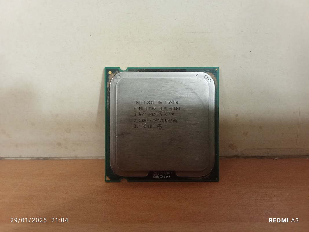 سی پی یو اینتل پنتیوم DUAL CORE E5200 2.50GHZ(استوک)