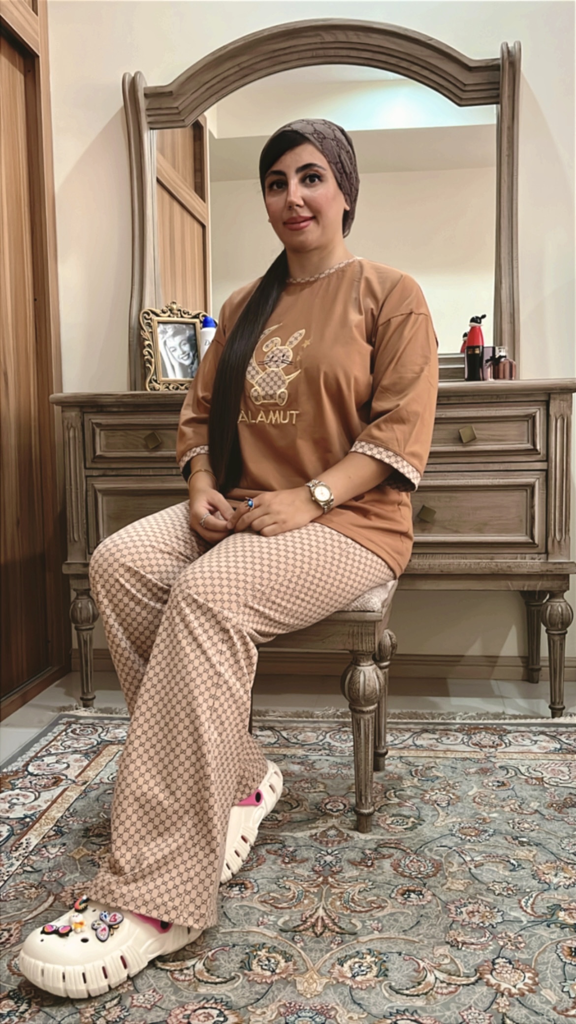 ست ماه و خرگوش