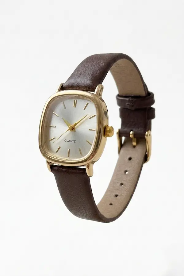 ساعت مچی زنانه QUARTZ وینتیج با طراحی رترو مینیمال