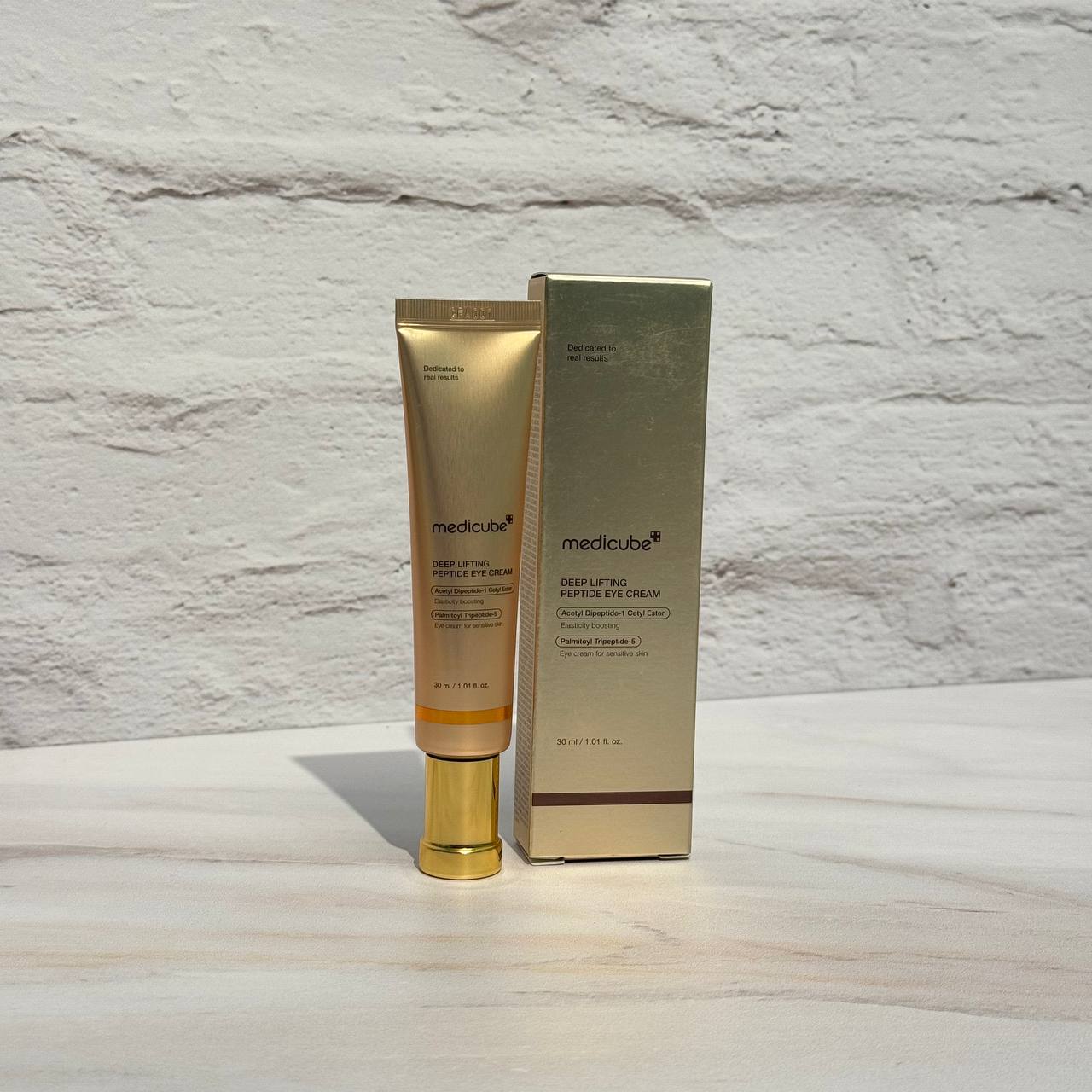 کرم دور چشم لیفت کننده پپتاید مدی کیوب 30 میل Medicube Deep Lifting Peptide Eye Cream