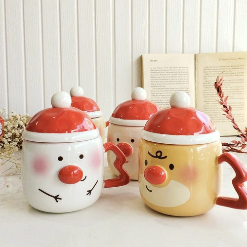 ماگ فانتزی عروسکی برجسته خارجی -دارای درب و قاشق - کیفیت فوق العاده