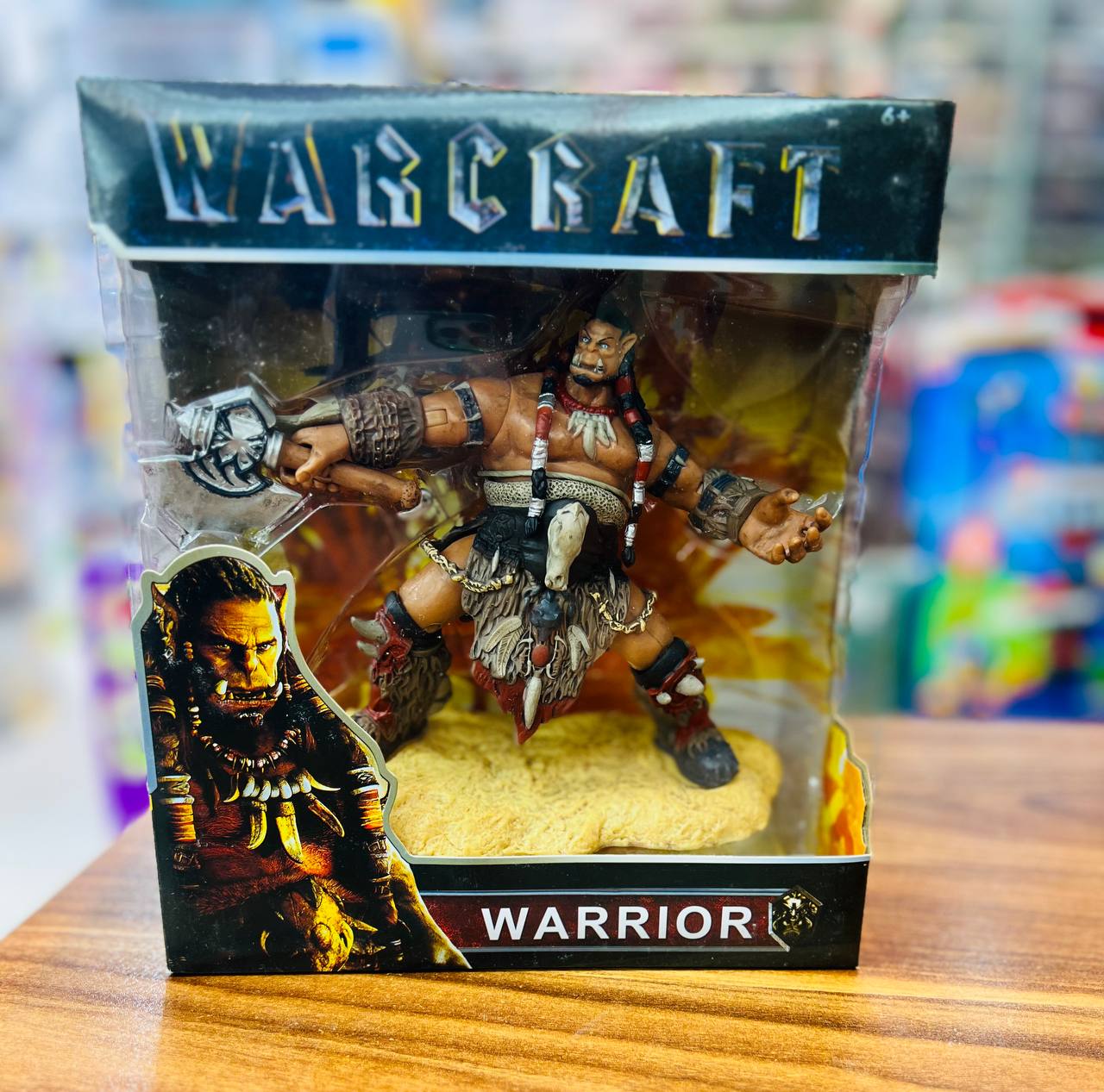 فیگور شخصیت warcraft در دو‌مدل دارای جعبه