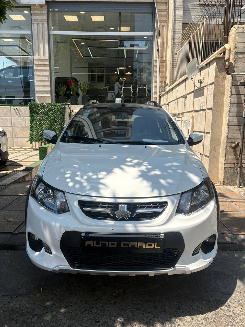 کوییک R 1403 سفید
