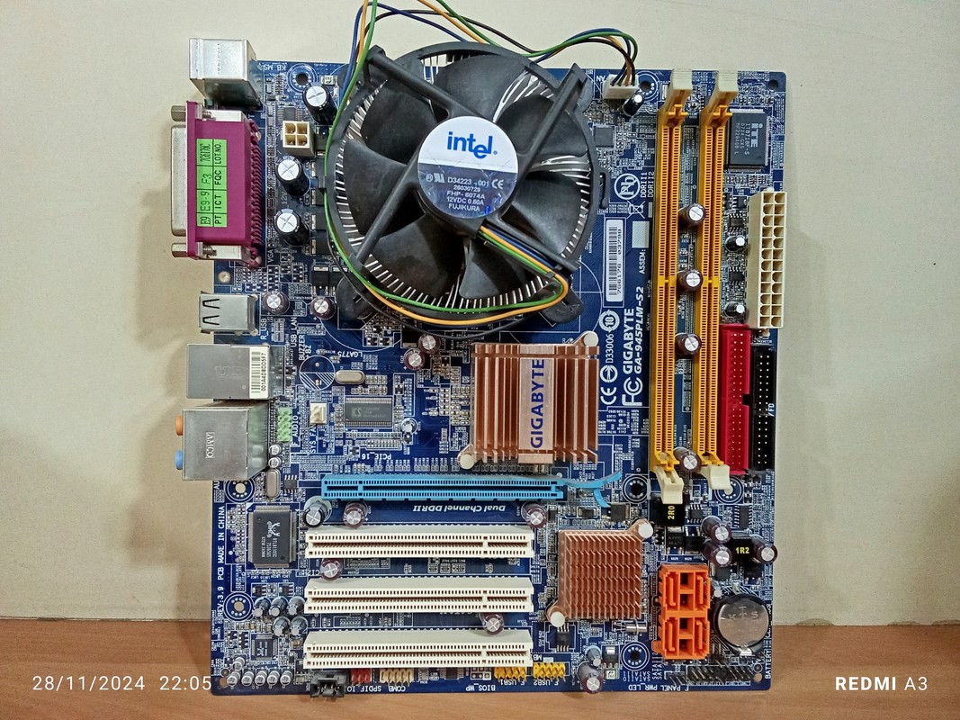 باندل مادربرد گیگابایت(DDR2) مدل GA-945PLm-S2