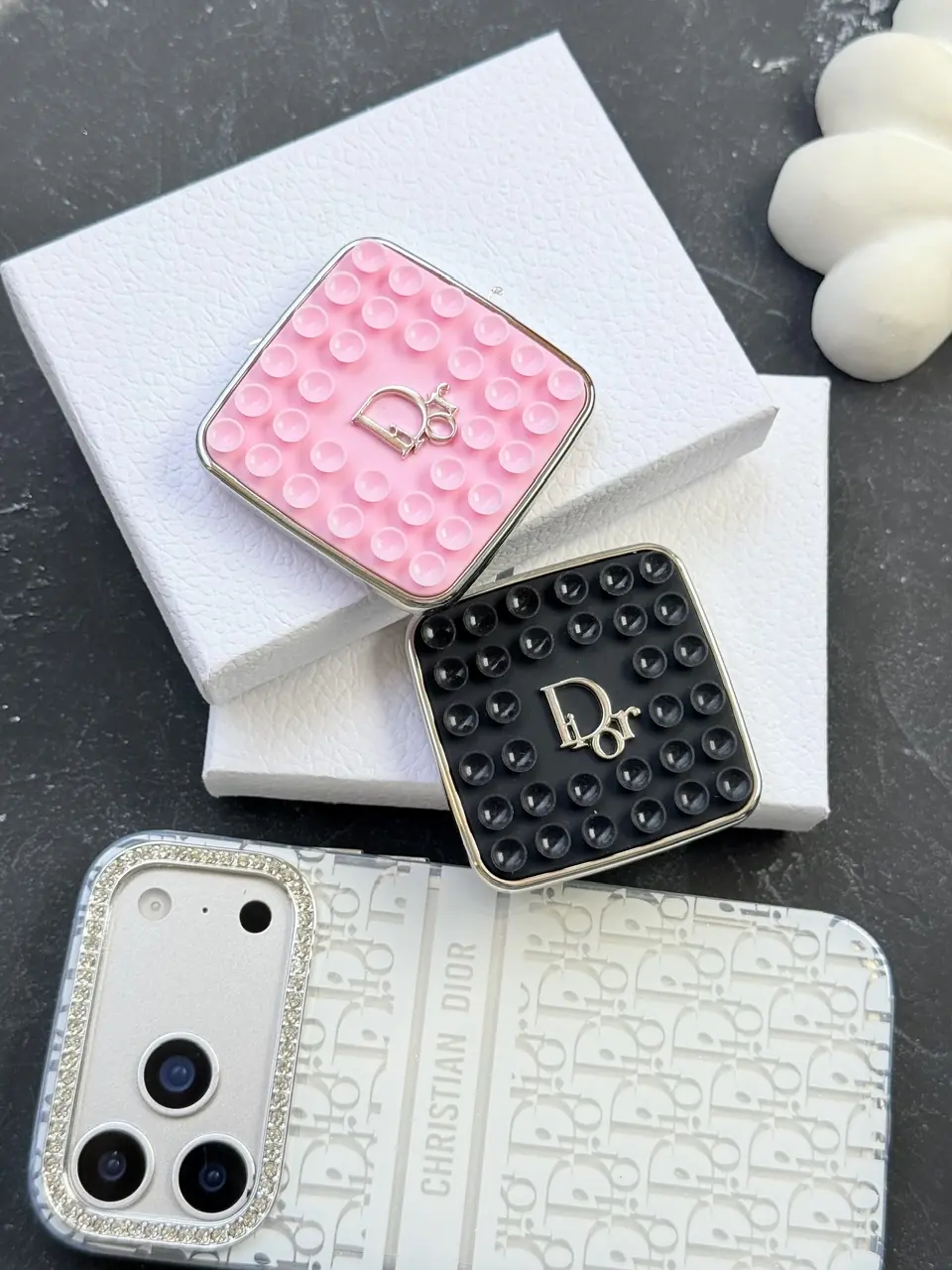 چسبونکی دیور Dior Octobuddy Mobile Phone همراه با پک