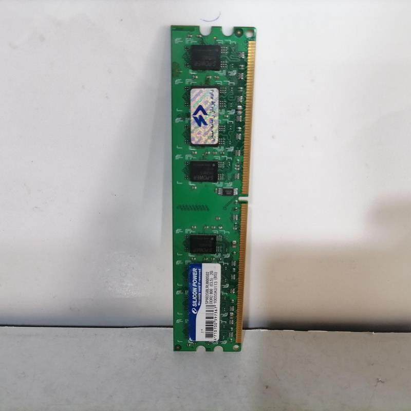 یک عدد رم 2 گیگ DDR2 Silicon Powerباس 800(استوک)