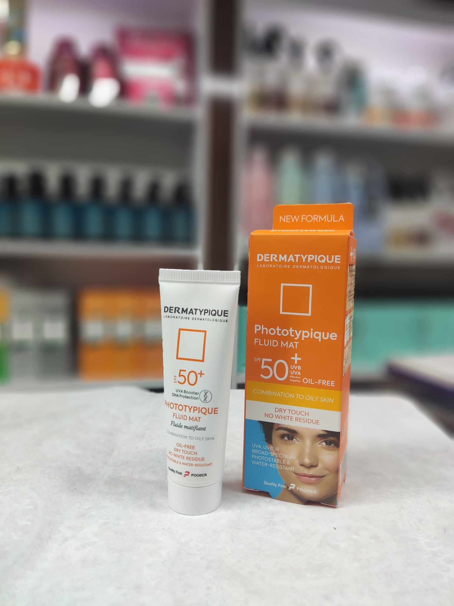 فلویید ضد آفتاب بی رنگ پوست چرب فتوتیپیک SPF+50 درماتیپیک