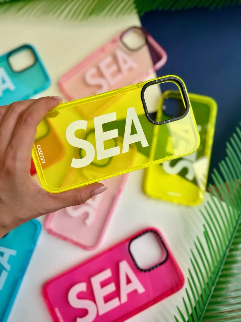 قاب Neon Sea Casetify (کدC1243)
