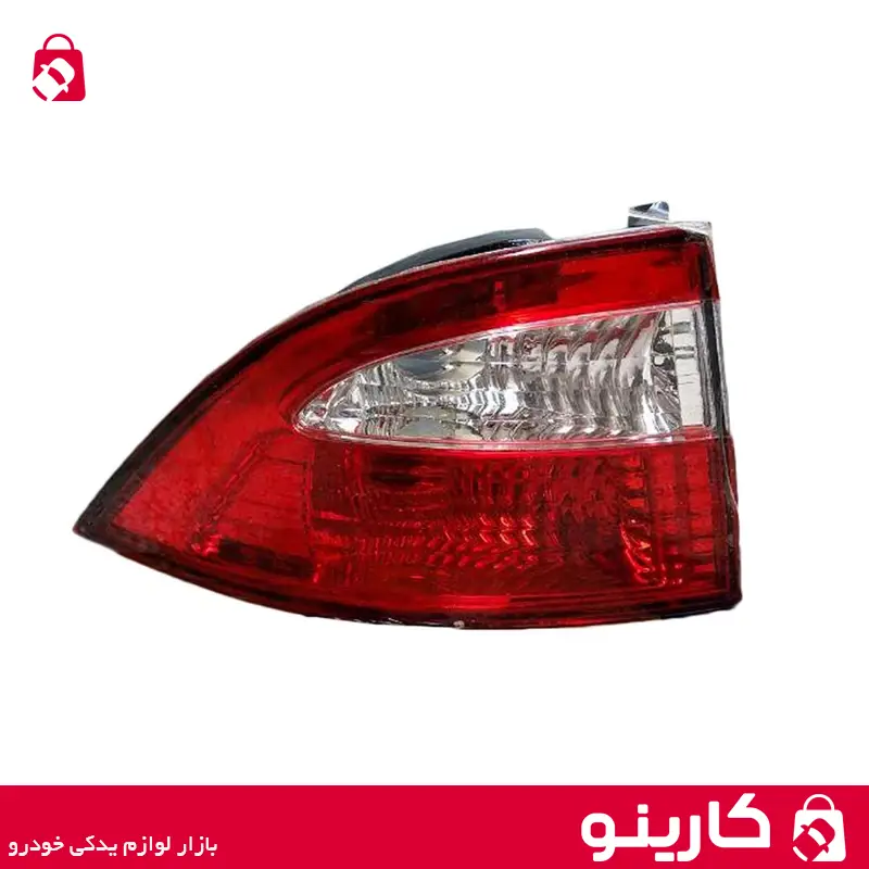چراغ خطر عقب چپ سمند LX روی گلگیر فن آوران