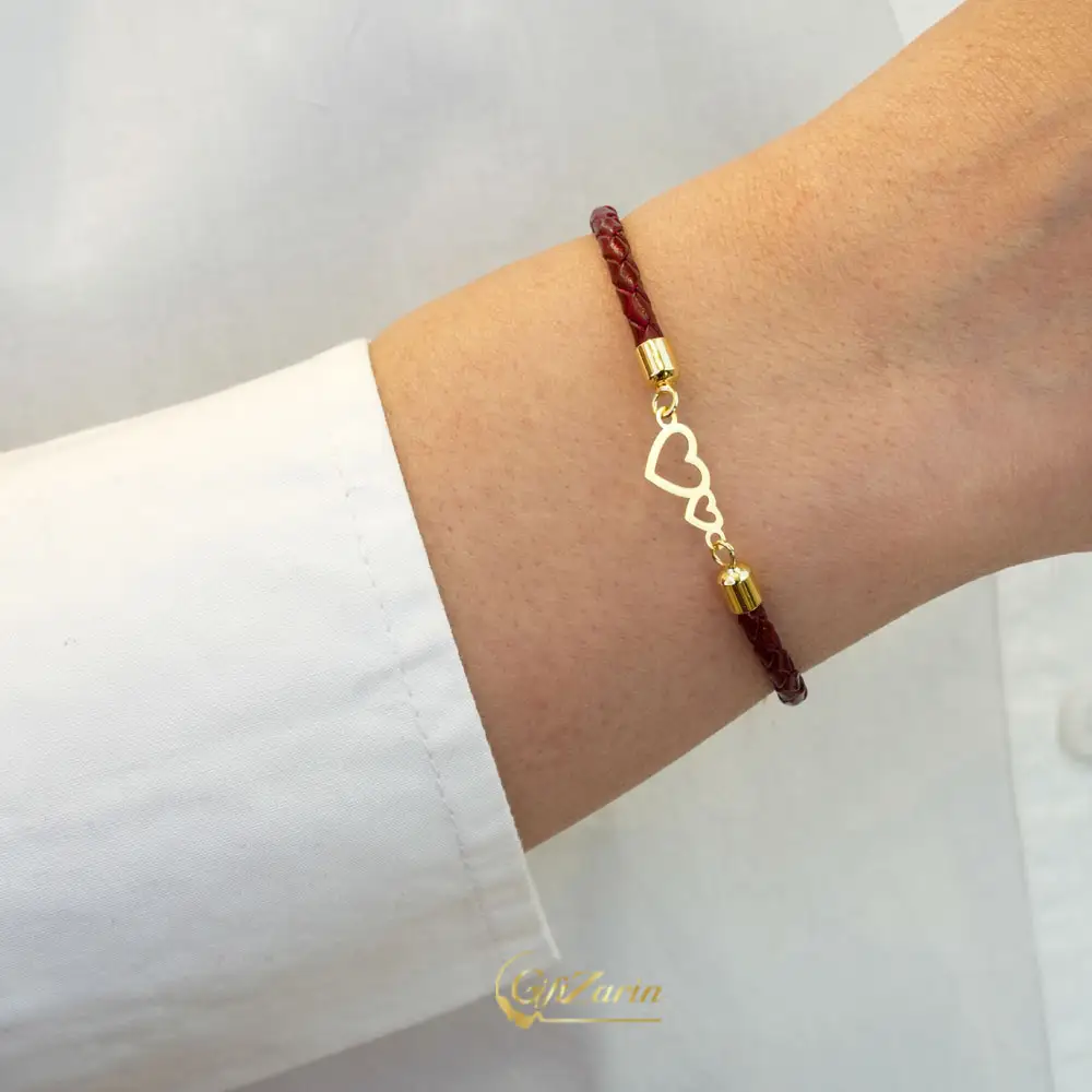 دستبند چرم و طلا قلب B159