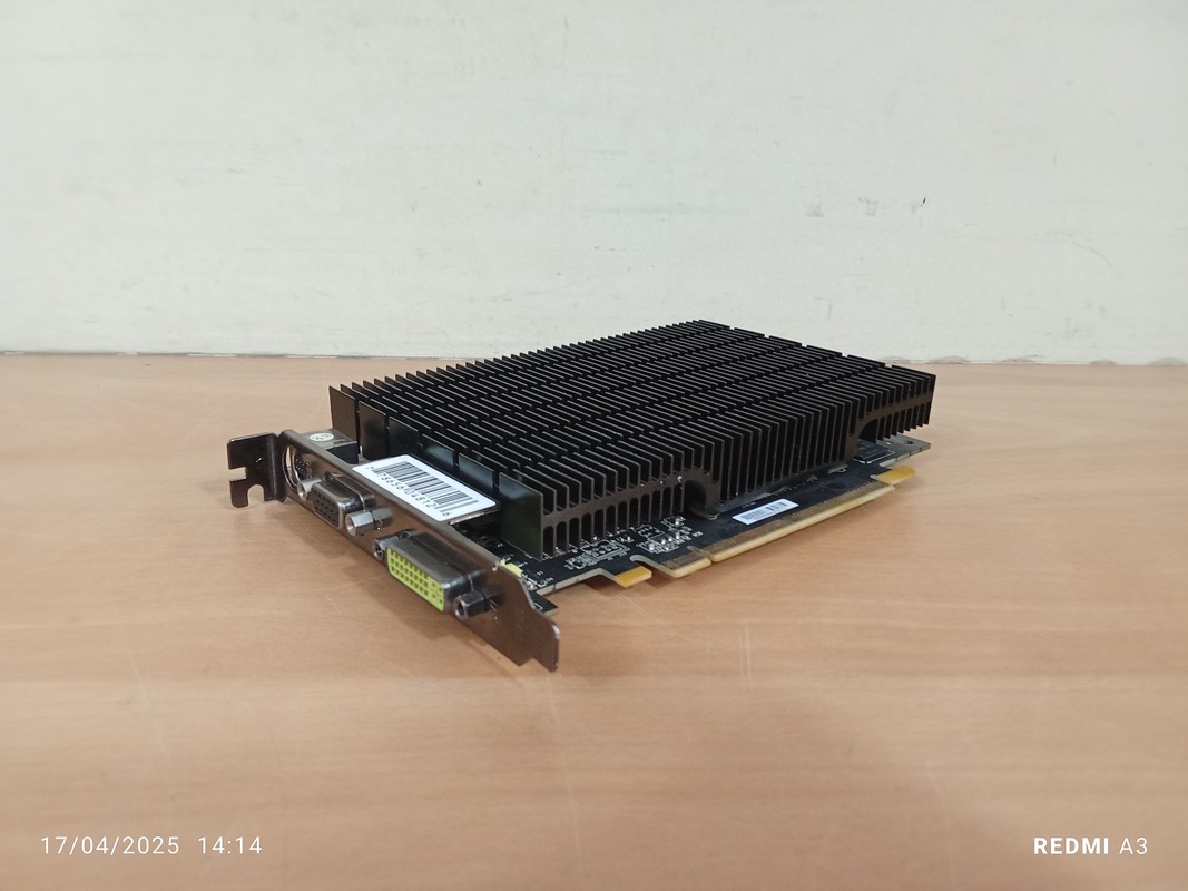 کارت گرافیک1گیگXFX مدلGF9400GT550M(استوک)