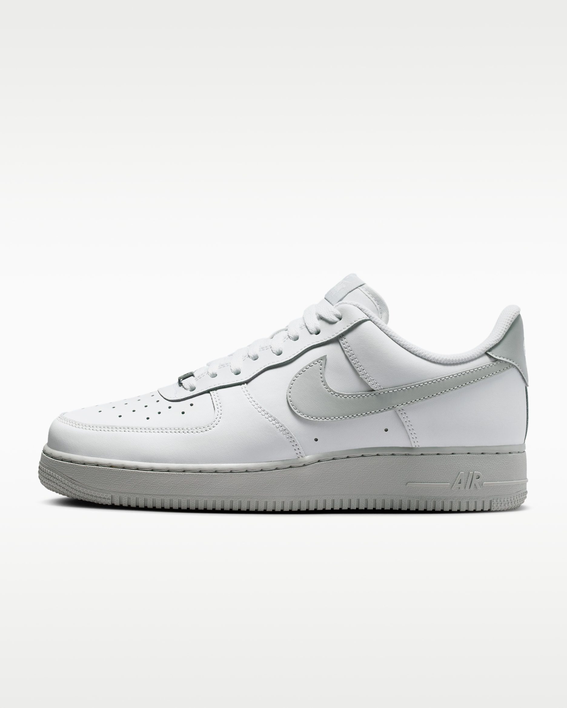 کتونی نایک Nike Air Force ۱ &#۸۲۱۷;۰۷ اورجینال