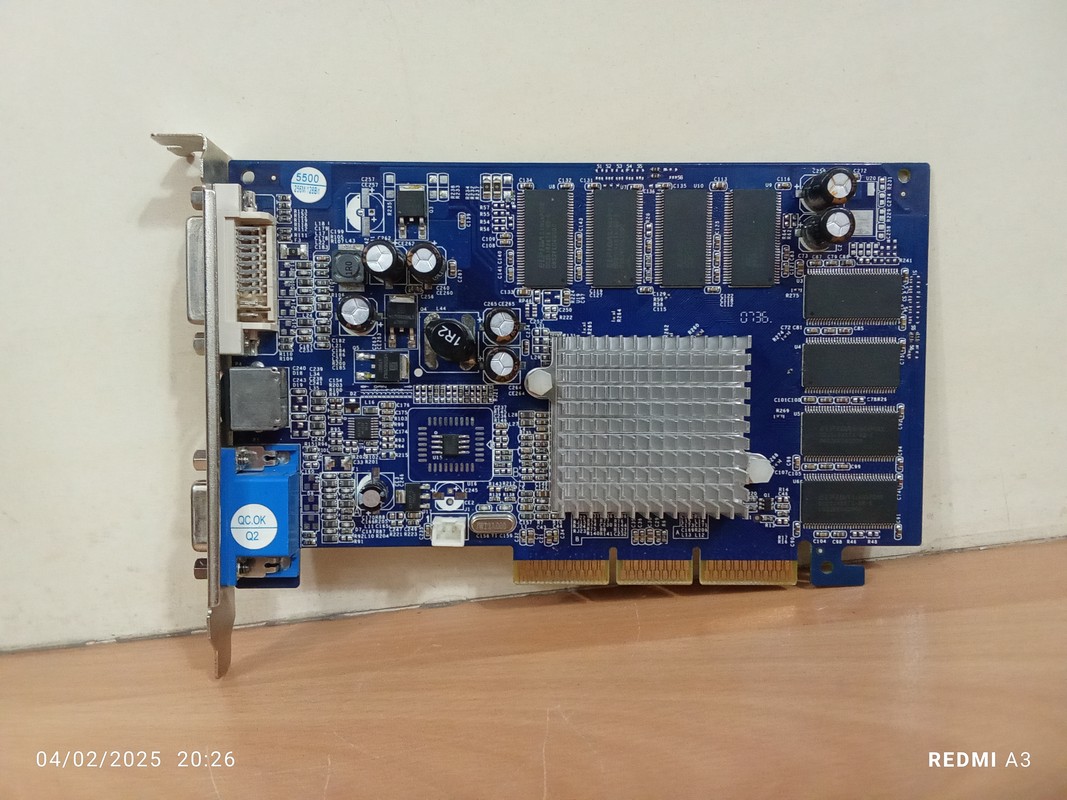گرافیک 256 مگابایت گالکسی پورت AGP 128BIT مدل FX 5500-(استوک)