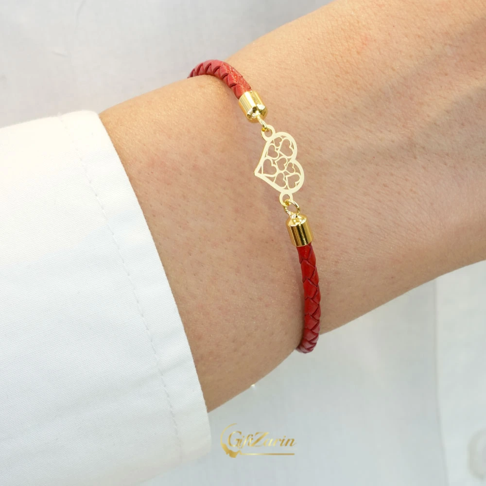 دستبند چرم و طلا قلب B264