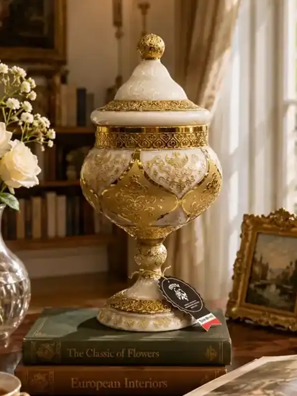 گلدان والریا