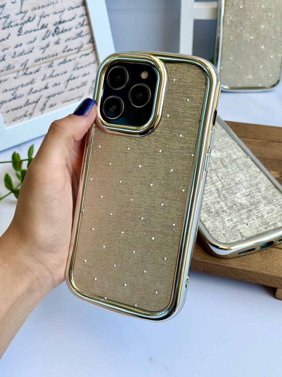 قاب پارچه ای بژ