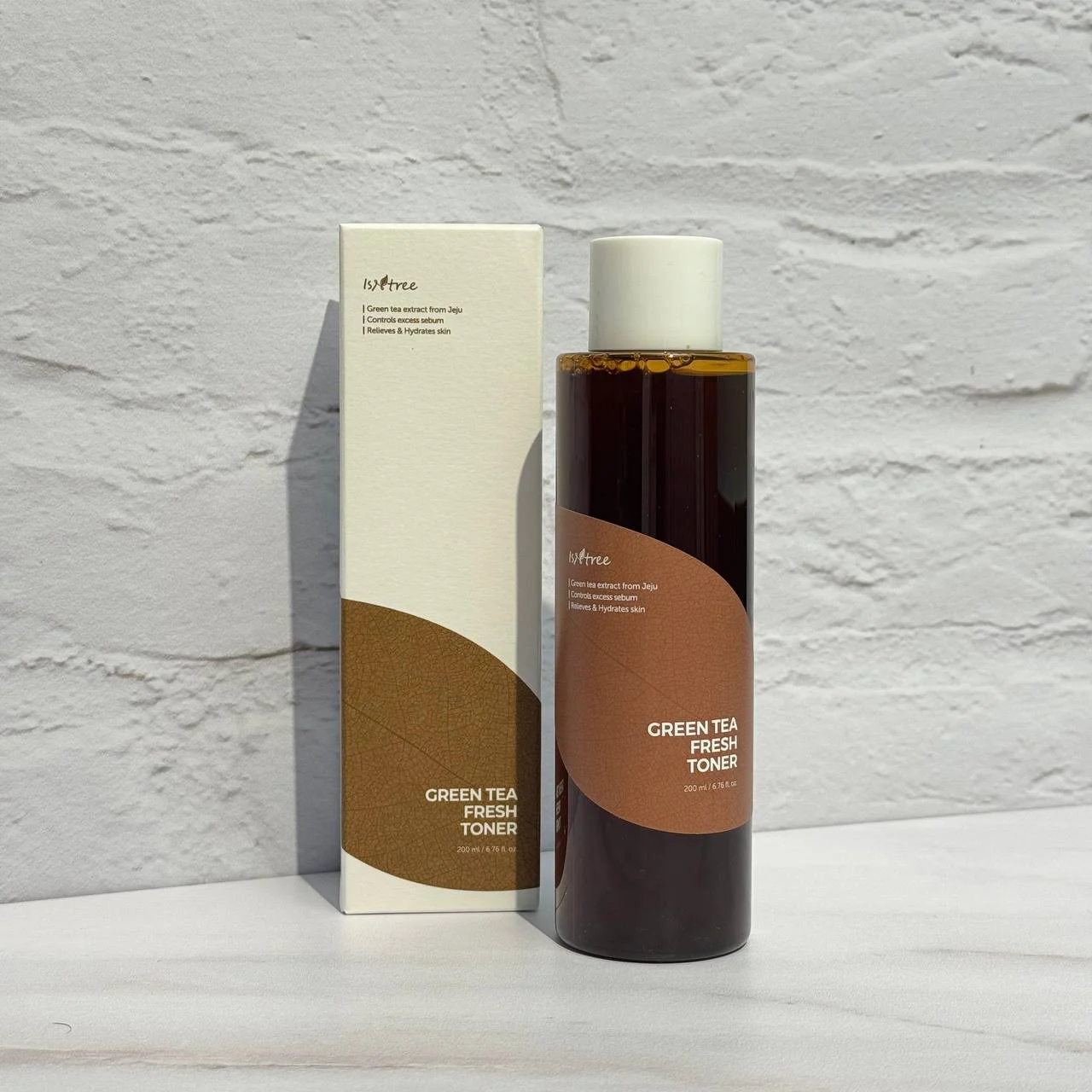 تونر کنترل چربی چای سبز ایزنتری 200 میل Isntree Green Tea Fresh Toner
