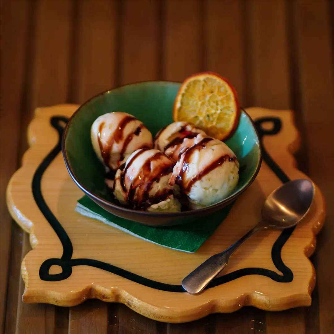 بستنی سنتی چاپاری
