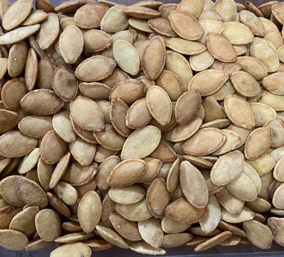 تخمه کدو دو اتیشه