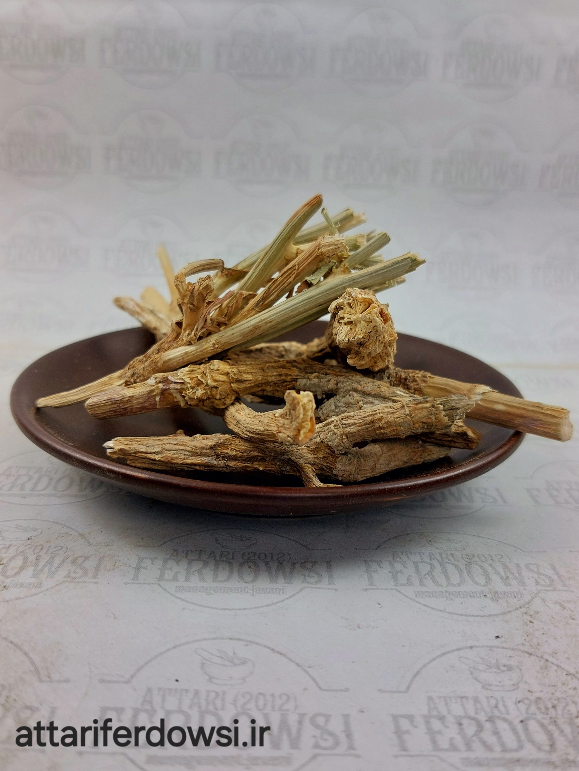 ریشه کاسنی (بسته 75 گرمی)