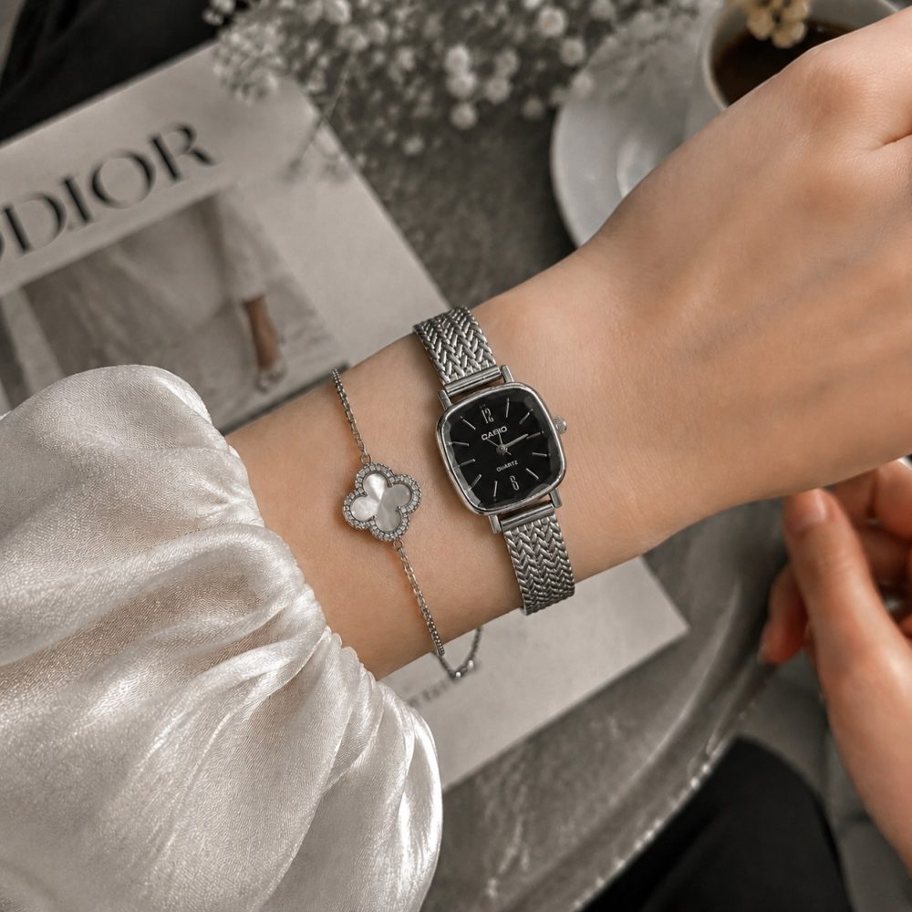 ساعت مچی زنانه کاسیو | casio بند حصیری صفحه مربعی رنگ مشکی سیلور (e) کد XMA-8214