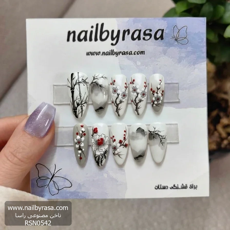 ناخن مصنوعی طرح شکوفه و بامبو ژاپنی سفید، مشکی، قرمز بادامی راسا